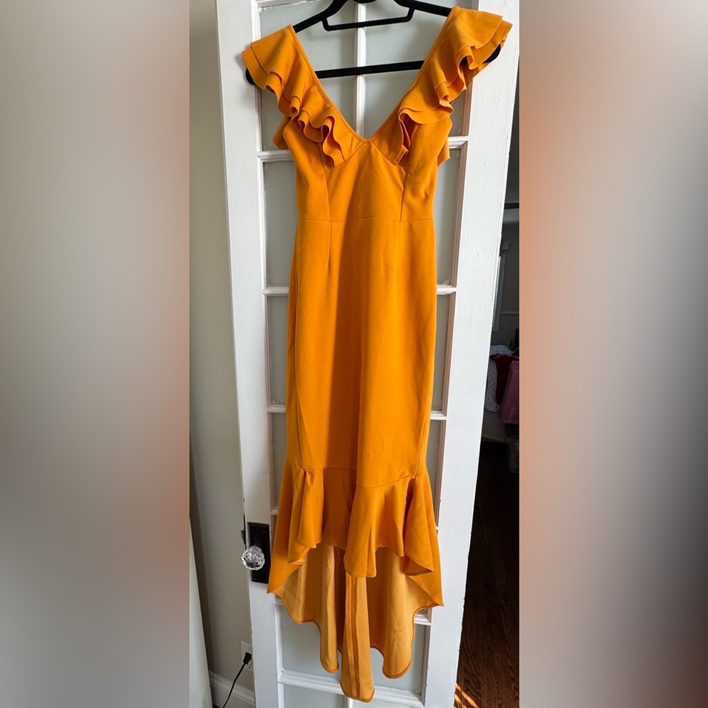 Here comes the sun brand new Vibrant Backless Ruffle Dress